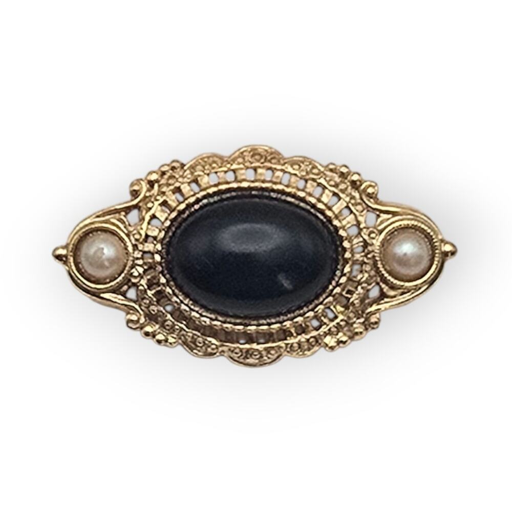 Black Oval Cabochon & Pearl Brooch โ 1928 Brand โ Vintage Victorian Filigree Pin